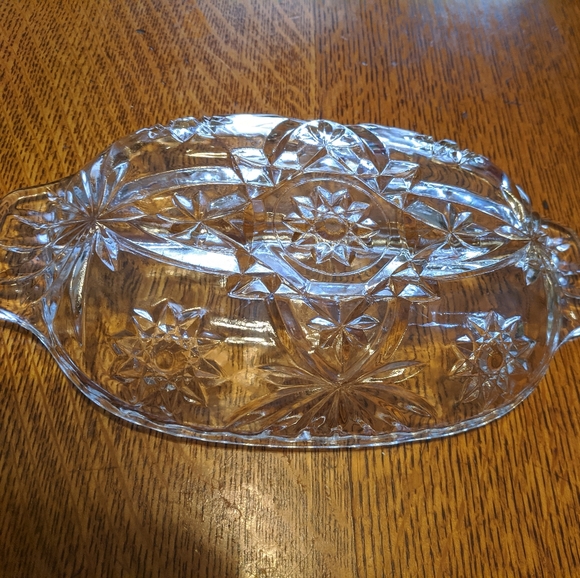 Beautiful vintage clear glass serving tray with handles 2 separate serving areas - Picture 5 of 5
